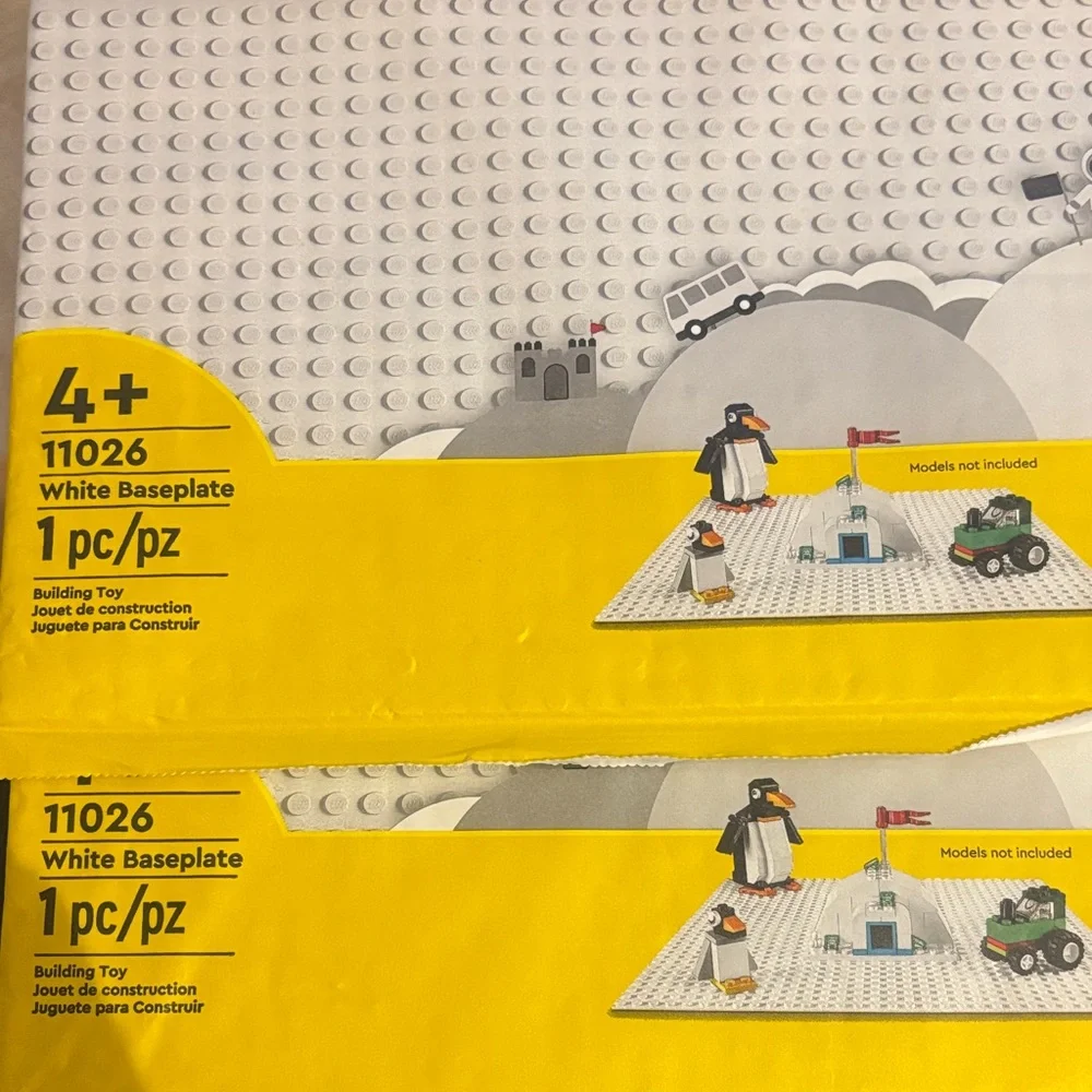 Set of 4 LEGO Classic White Building Bases 11026